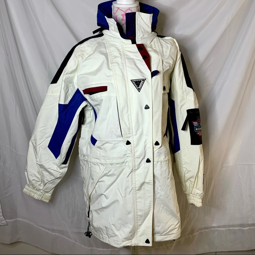Helly Hansen White Winter Skiing Jacket Size Med - image 1